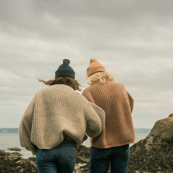 Oversized vintage cable knit button-up wool fisherman sweater - Picture 2 of 2